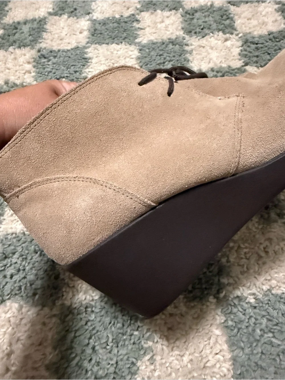 Crocs Leigh Booties Suede Wedge Ankle Lace Up Booties boots Tan Taupe Beige 10